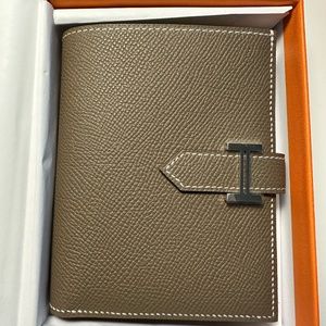 Authentic Hermes Bearn Compact Wallet